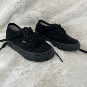 Vans Toddler - The Authentic - Low-top Shoes Size 6.5